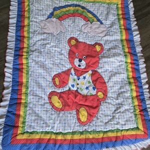 Vintage 1984 Teddy Bear Baby Quilt with Rainbow